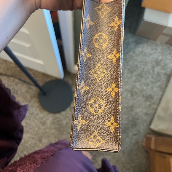 ๐ Louis Vuitton Toiletry 26 ๐ EXCELLENT CONDITION!!! - Picture 6 of 9